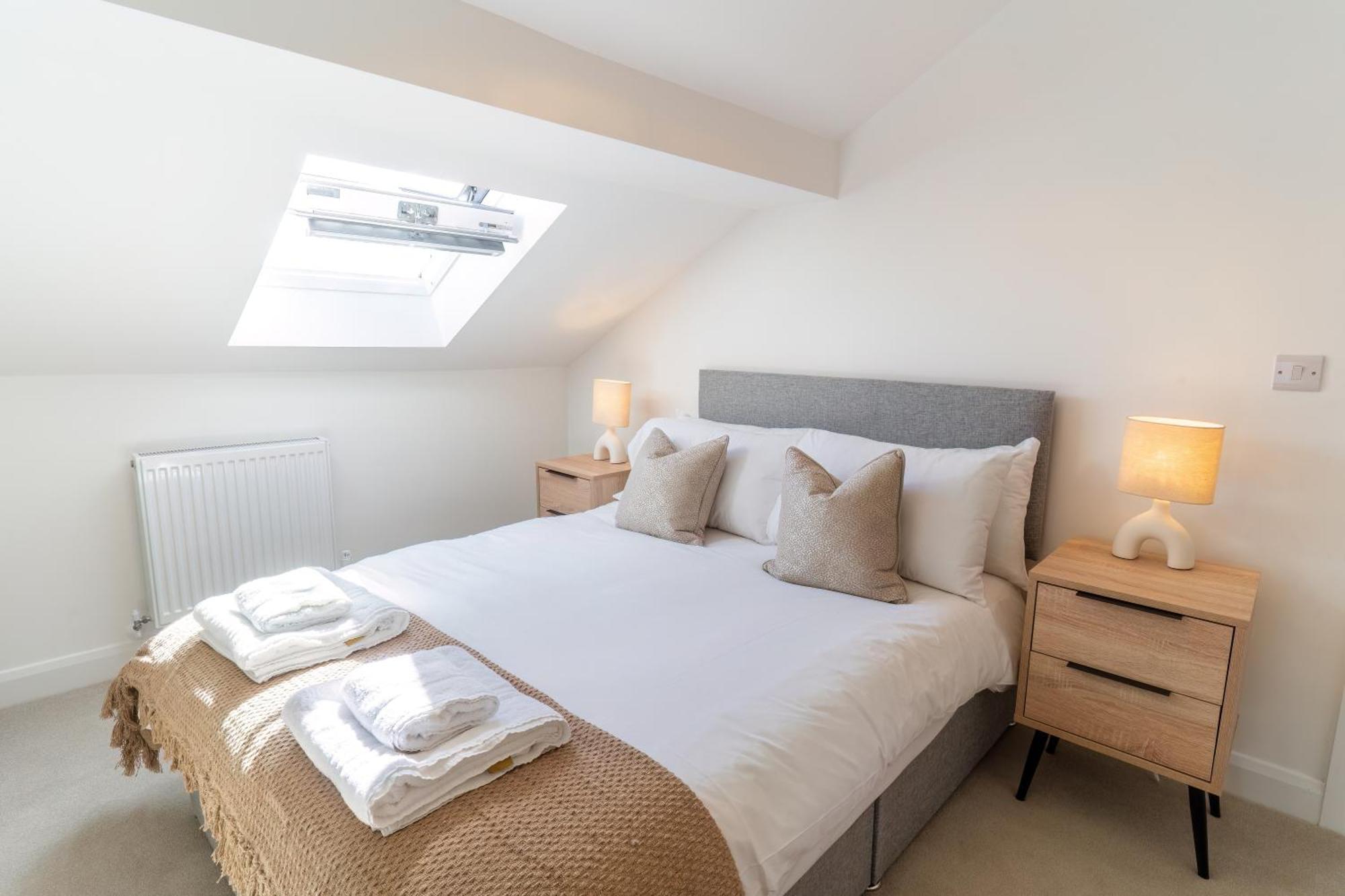 Lonsdale House Boutique Apartments Улверстон Экстерьер фото