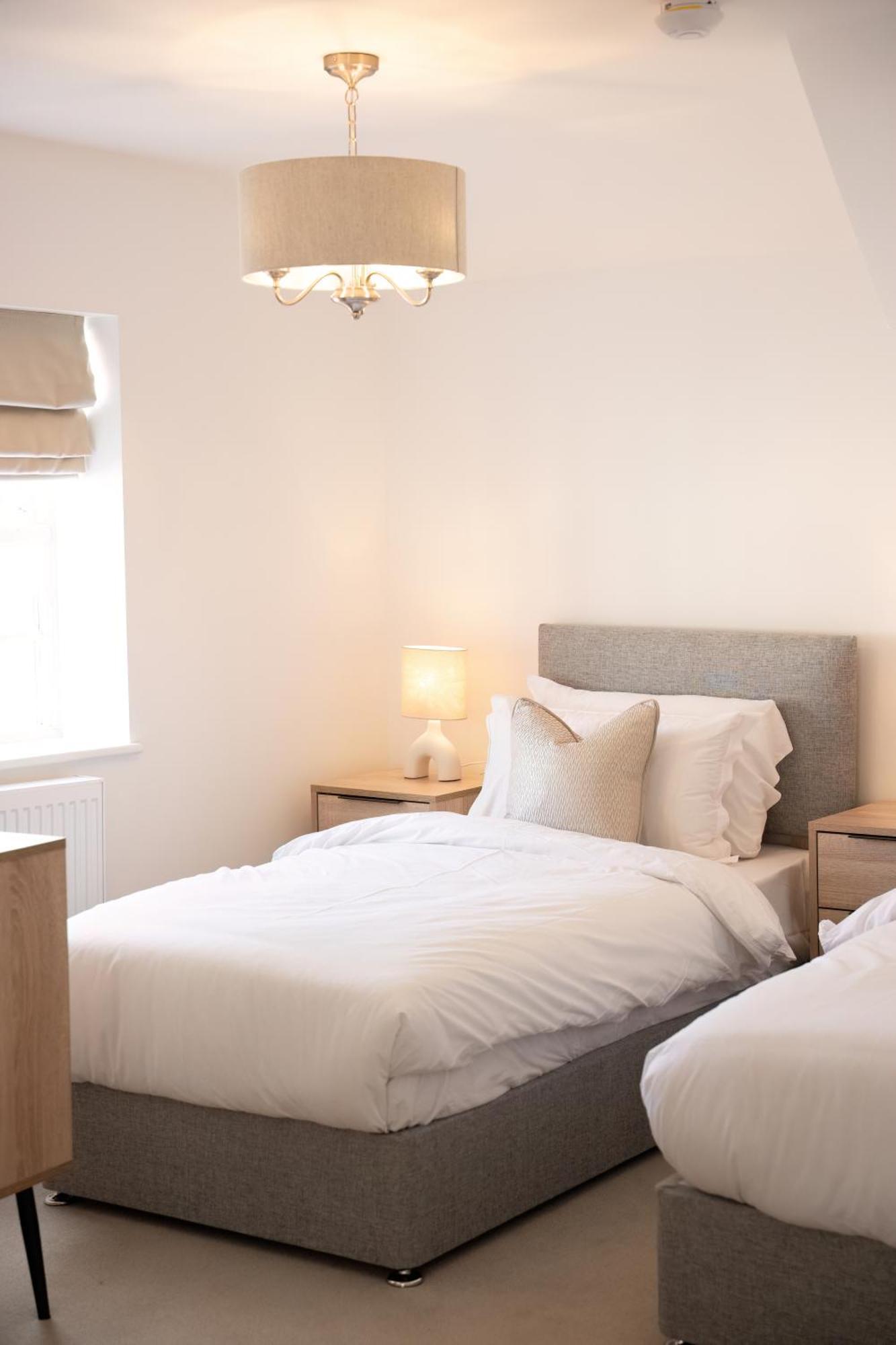Lonsdale House Boutique Apartments Улверстон Экстерьер фото