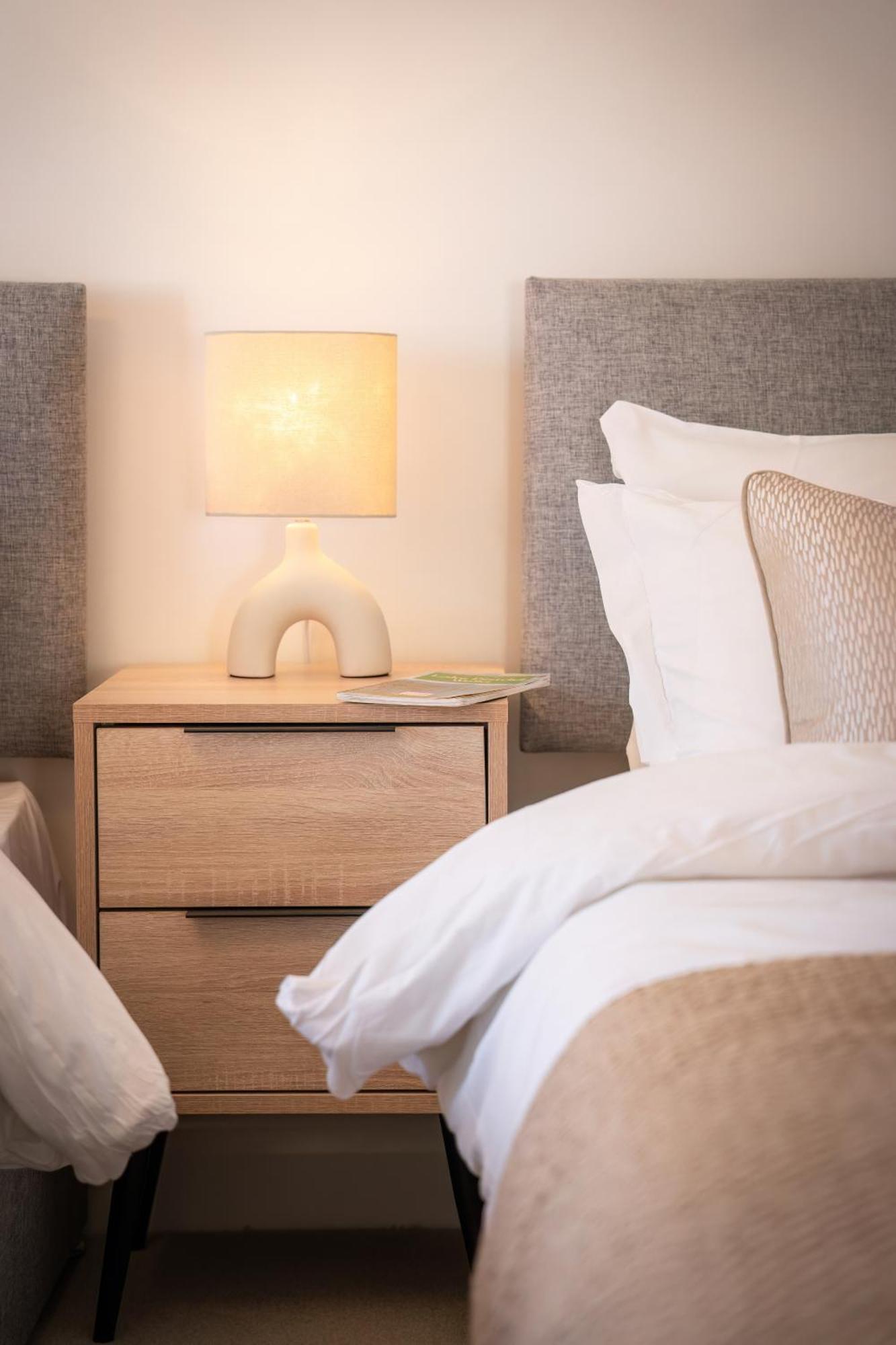 Lonsdale House Boutique Apartments Улверстон Экстерьер фото
