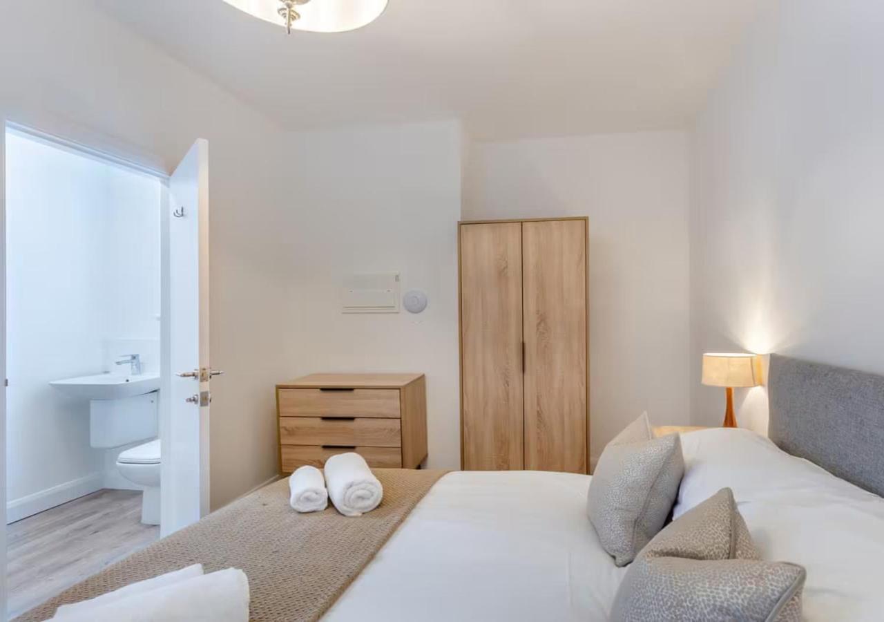 Lonsdale House Boutique Apartments Улверстон Экстерьер фото